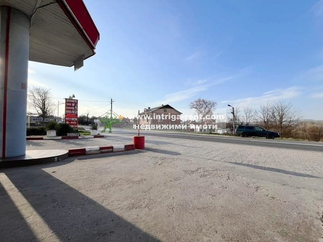 Търговски обект - Бензиностанция и газстанция за продажба в град Любимец, област Хасково. - снимка 8