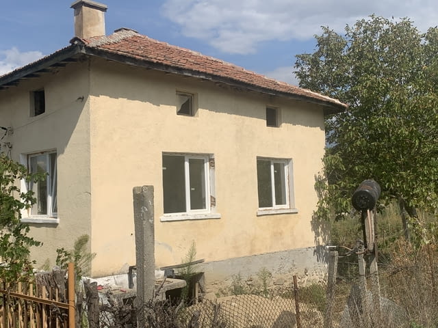 Къща за продажба 1-етажна, Тухла, 70 м2 - град Петрич | Къщи / Вили - снимка 1