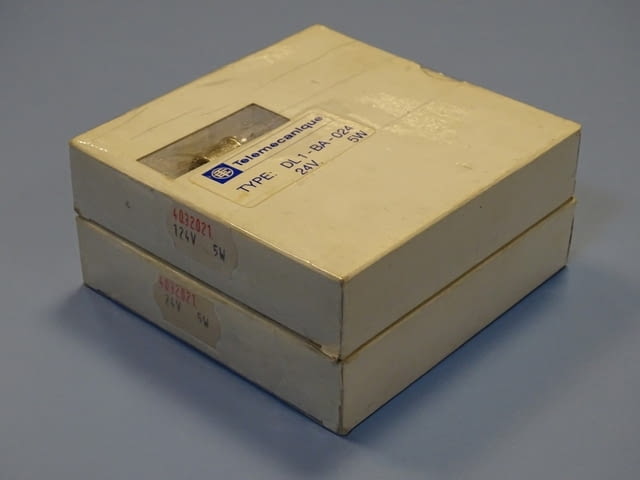 Крушки Telemecanique DL1-BA-024 push button bulb 24V 5W, град Пловдив | Други - снимка 5