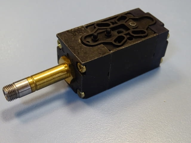 Пневматичен разпределител Festo MFH-5-3.3(6068) pneumatic directional control valve - снимка 5