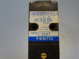 Пневматичен разпределител Festo MFH-5-3.3(6068) pneumatic directional control valve