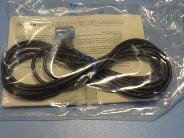 Индуктивен датчик Festo SME-3-LED-24(12112) sensor proximity switch - снимка 5