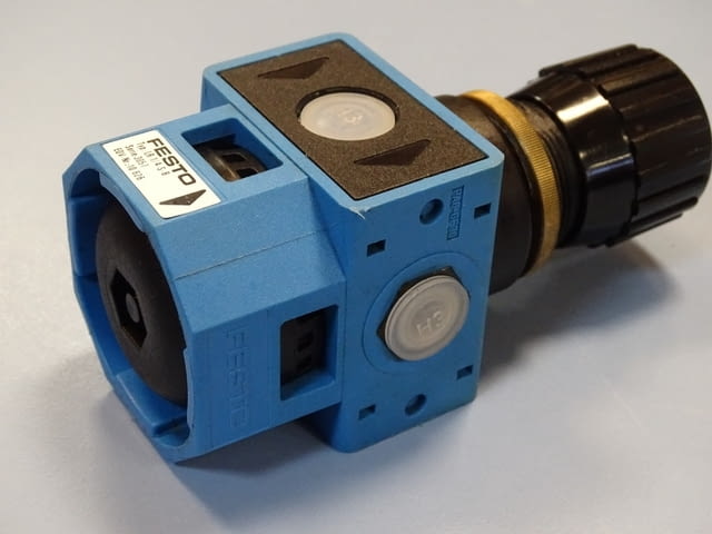 Регулатор за налягане Festo LR-1/4-S-8 pressure regulator, city of Plovdiv - снимка 6