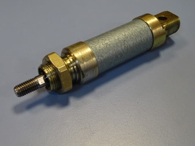 Пневматичен цилиндър Festo DGS 25-25 double acting pneumatic cylinder - снимка 5