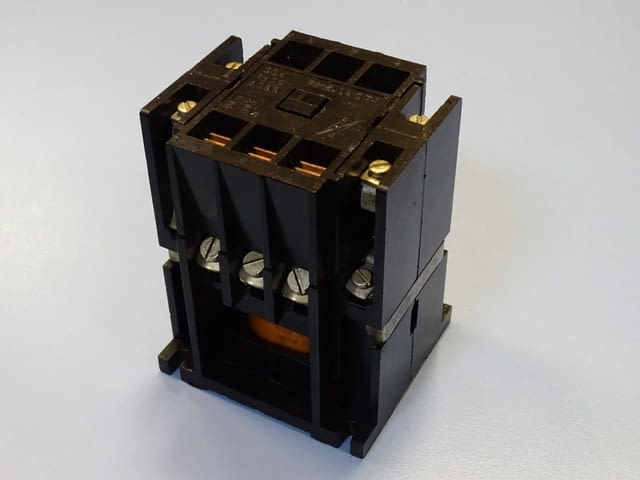 Контактор KB2 ЕАЗ Пловдив 32A, 220V AC, град Пловдив | Промишлено Оборудване - снимка 6