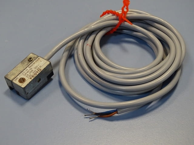 Индуктивен сензор Festo SME-1-LED-24 proximity switch, град Пловдив | Промишлено Оборудване - снимка 5