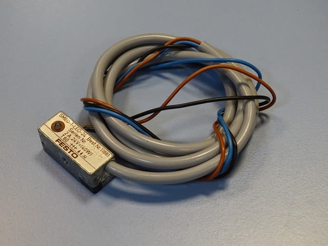 Индуктивен сензор Festo SMEO-1-LED-24 proximity switch, град Пловдив | Промишлено Оборудване - снимка 1