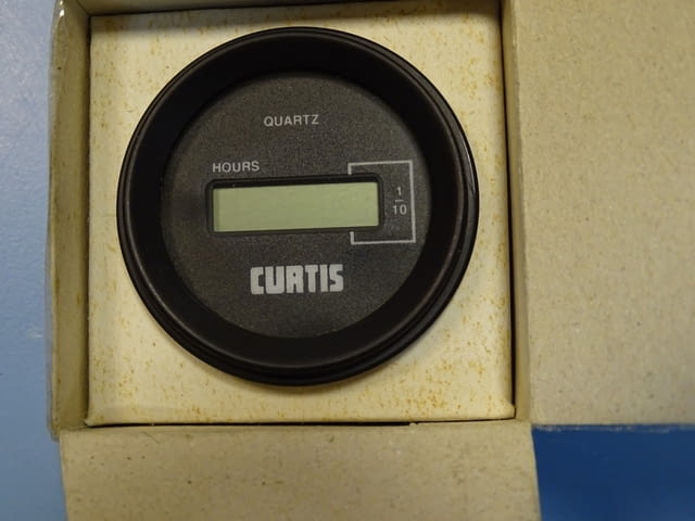 Дигитален индикатор Curtis 701RN0010 digital hours meter, град Пловдив | Промишлено Оборудване - снимка 1