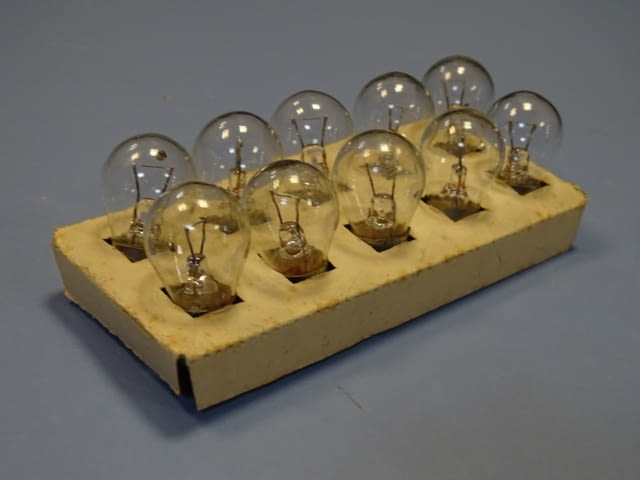 Крушки ЕВЗ 12V 15W BA15 bulb - град Пловдив | Аксесоари / Консумативи - снимка 5