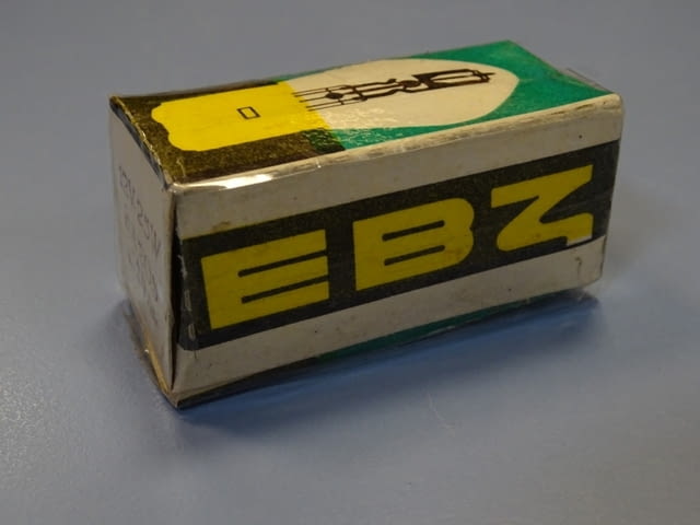 Крушка за фар с една светлина ЕВЗ 12V 25W BA20S bulb, град Пловдив | Аксесоари / Консумативи - снимка 4