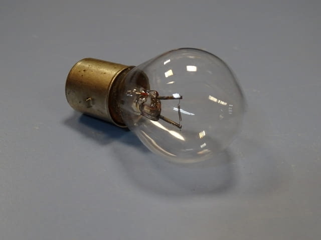 Крушка за фар с една светлина ЕВЗ 12V 25W BA20S bulb, city of Plovdiv | Accessories - снимка 5