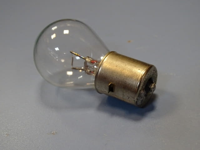 Крушка за фар с една светлина ЕВЗ 12V 25W BA20S bulb, city of Plovdiv | Accessories - снимка 6