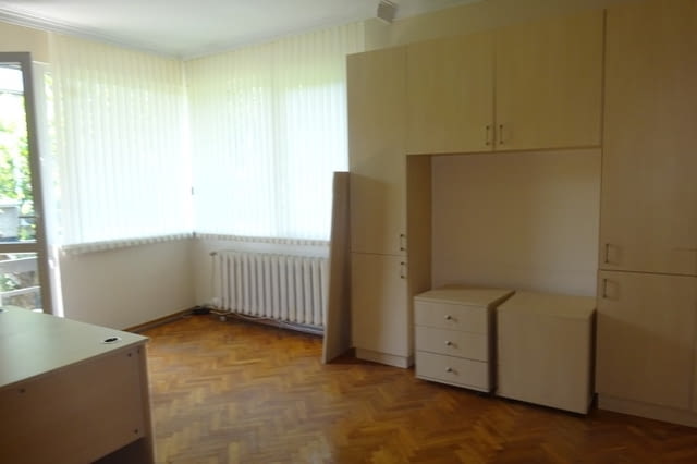 Отдавам под наем за ОФИС в кв.Лозенец Multi-room Apartment, 120 m2, Brick - city of Sofia | Apartments - снимка 10