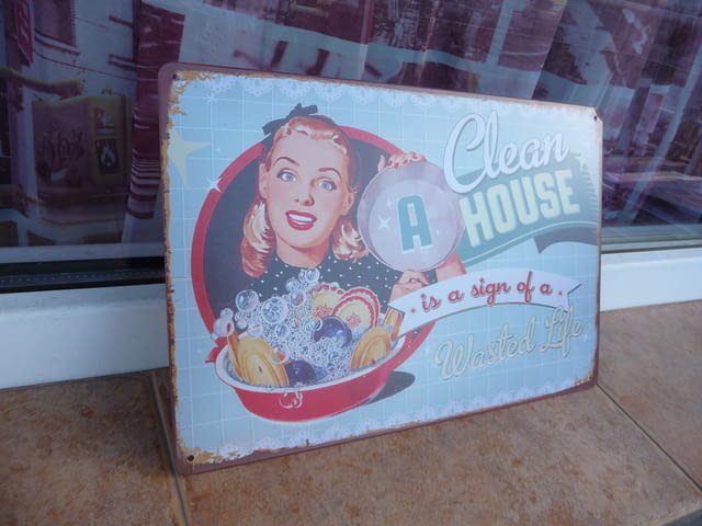 Метална табела разни Да почистим вкъщи чист дом здраве сапун, град Радомир - снимка 2