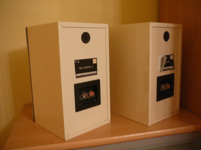 Dali lektor 2 beli piano lak - град Пазарджик | Ресийвъри / Усилватели - снимка 8