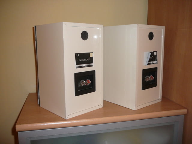 Dali lektor 2 beli piano lak - град Пазарджик | Ресийвъри / Усилватели - снимка 9