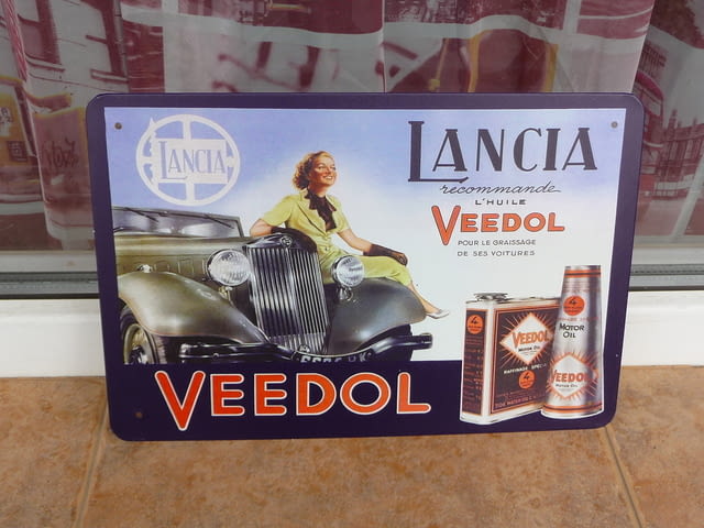 Метална табела кола Lancia Veedol моторно масло реклама туба, град Радомир - снимка 1