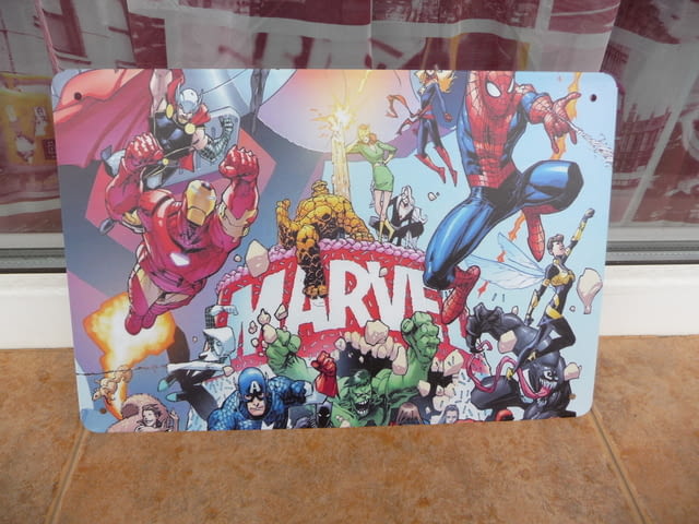 Метална табела комикс Вселената Марвел Marvel герои екшън, град Радомир | Картини - снимка 1