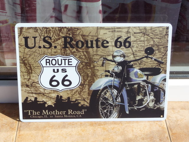 Метална табела мотор U.S. Route 66 Indian каране свободно, град Радомир | Картини - снимка 1