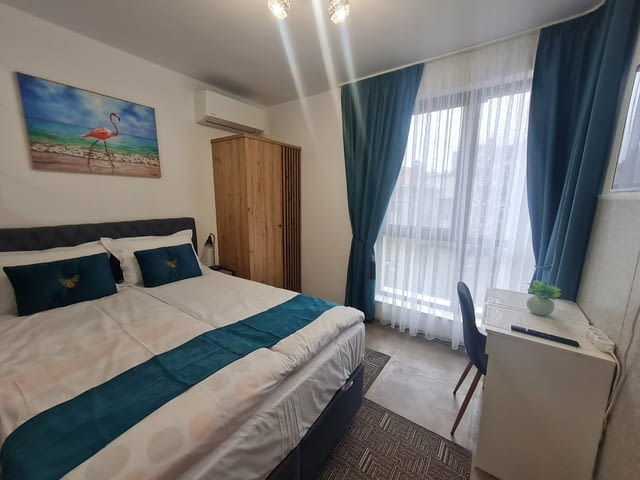 Двустаен лукс - топ център. до хотел черно море Internet, Cable TV, Furnished, Parking, Parking, Balcony, TV, In the Center, Near by Bus Station, Near by Shop, Near by Park, Near by School, Near by Food Store - city of Varna | Lodging - снимка 1