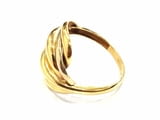 Златен пръстен: 2.80гр.