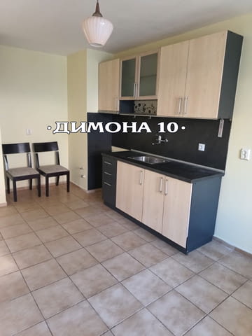 'ДИМОНА 10' ООД отдава разширен необзаведен двустаен апартамент, център - снимка 2