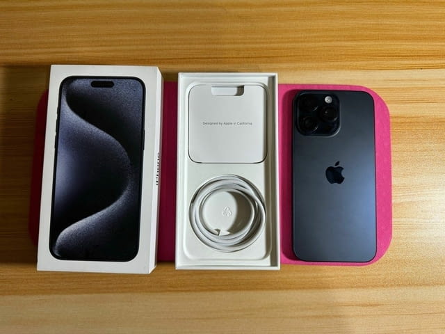 IPhone 15 Pro Max 1тб Apple, 6.5 '', 512 GB - град София | Смартфони - снимка 1
