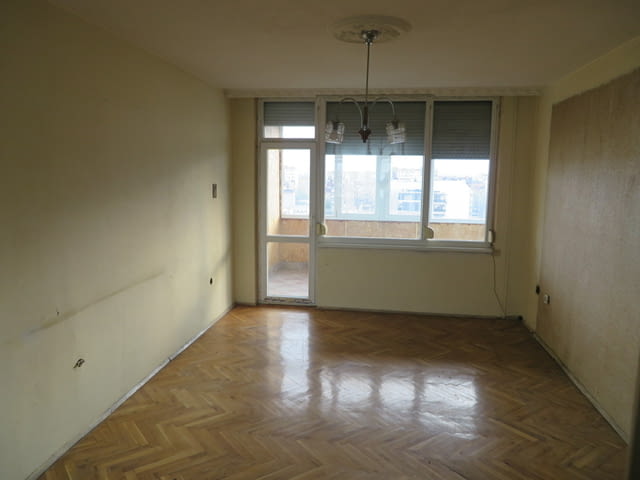 Продава тристаен апартамент в град Пловдив, кв. “Въстанически” - снимка 5