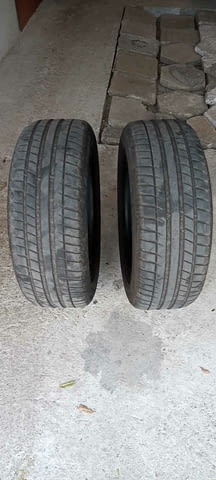 Продавам изгодно 2броя летни гуми за лек автомобил-205/55/16, град Стара Загора - снимка 1