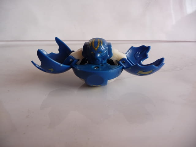 Бакуган топче Bakugan аниме фигурка боец син играчка деца, city of Radomir - снимка 3