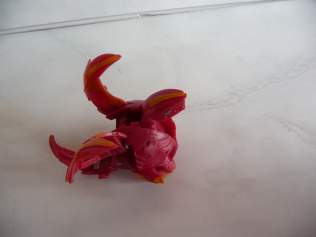 Бакуган топче Bakugan аниме фигурка боец червен играчка деца екшън - снимка 5