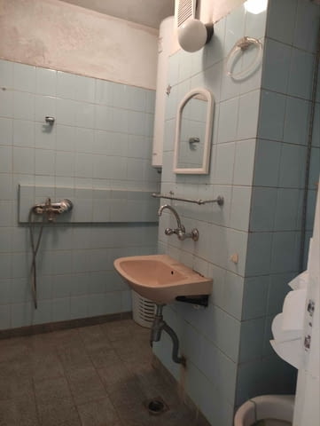 Дава се под наем за 450лв 1-bedroom, 70 m2, Brick - city of Plovdiv | Apartments - снимка 11