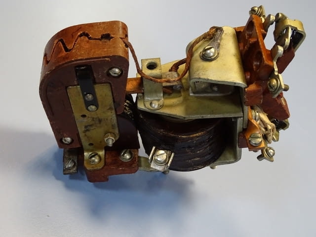 Контактор КПД-110ЕУ2 220V 25А - city of Plovdiv | Industrial Equipment - снимка 3