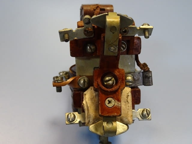 Контактор КПД-110ЕУ2 220V 25А - city of Plovdiv | Industrial Equipment - снимка 4