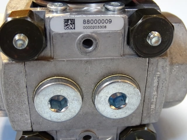 Газов вентил Krom Schroder VAS 120R/LW solenoid valve for gas 230V G3/4 - снимка 6