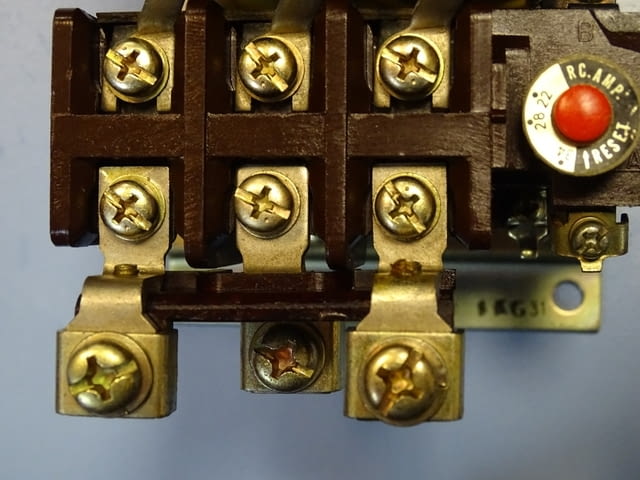 Контактор въздушен HITACHI H33 magnetic contactor 3-pole coil 7.5kW/11kW - снимка 7