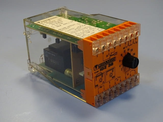 Реле време Willy Vogel IGZ 36 electronic lubrication timer 220V - снимка 1