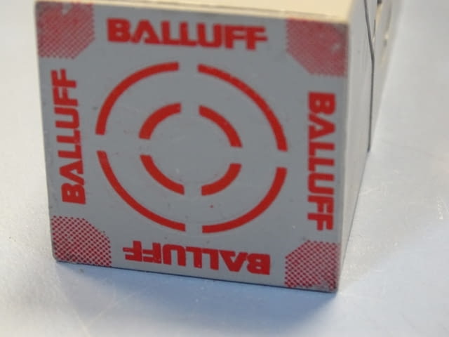 Индуктивен датчик Balluff BES 517-134-P4-Z-A proximity switch sensor - снимка 3