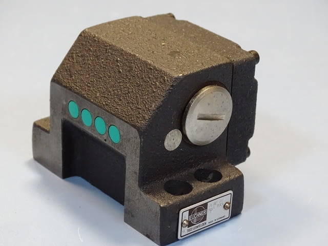 Индуктивен сензор EUCHNER GLBF 04X08 785 Inductive limit switch - снимка 2