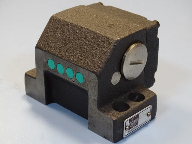 Индуктивен сензор EUCHNER GLBF 04X08 785 Inductive limit switch - снимка 5