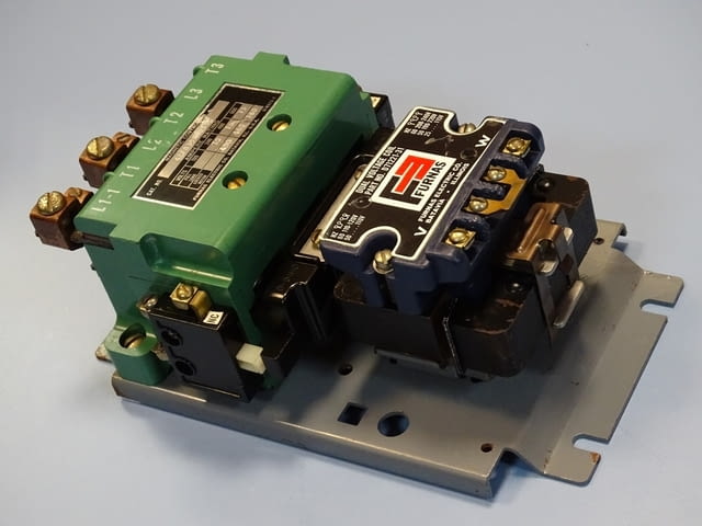 Контактор въздушен FURNAS 42FB35AAD8GC contactor 3-pole 110-120V - снимка 1