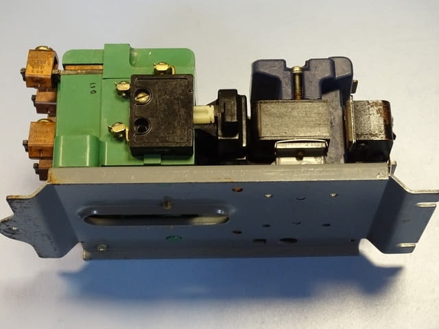 Контактор въздушен FURNAS 42FB35AAD8GC contactor 3-pole 110-120V - снимка 7