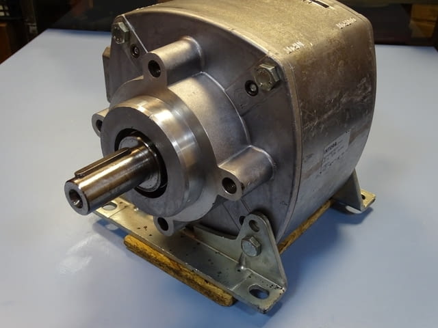 Съединител-спирачка електромагнитна INTORQ 14.800.16.11.1 simplabloc clutch brake 24V 120Nm - снимка 6