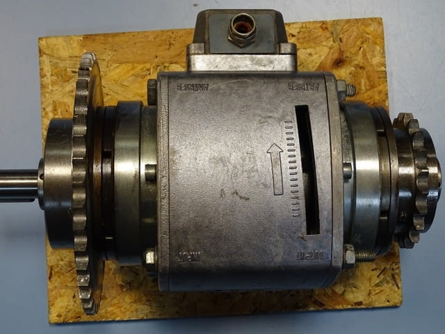 Съединител-спирачка електромагнитна Lenze 14.190.10.001 simplabloc clutch brake 24V 50Nm - снимка 6