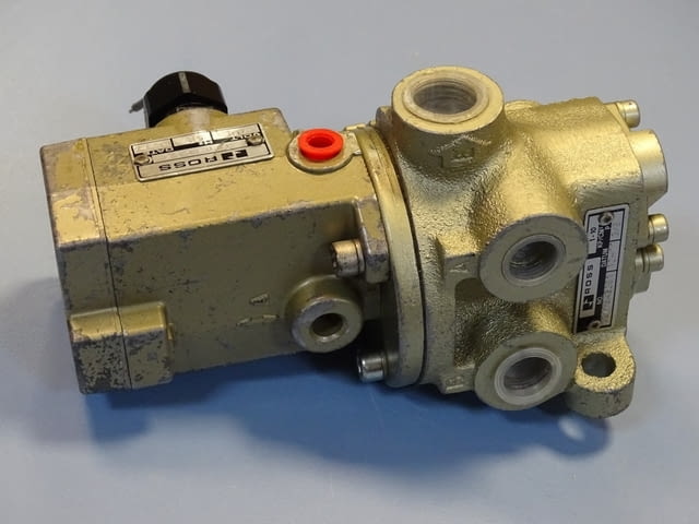 Пневматичен разпределител за преси ROSS J2776A3001 directional control valve 100V - снимка 3