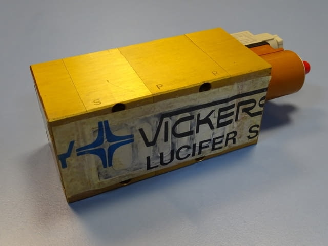 Пневматичен разпределител Lucifer 341L21A15 pneumatic solenoid valve 24VDC - снимка 6