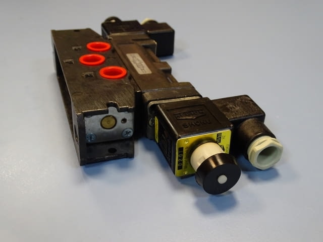 Пневматичен разпределител SHOKU-HERION 5BC-03F solenoid valve 100VAC - снимка 9
