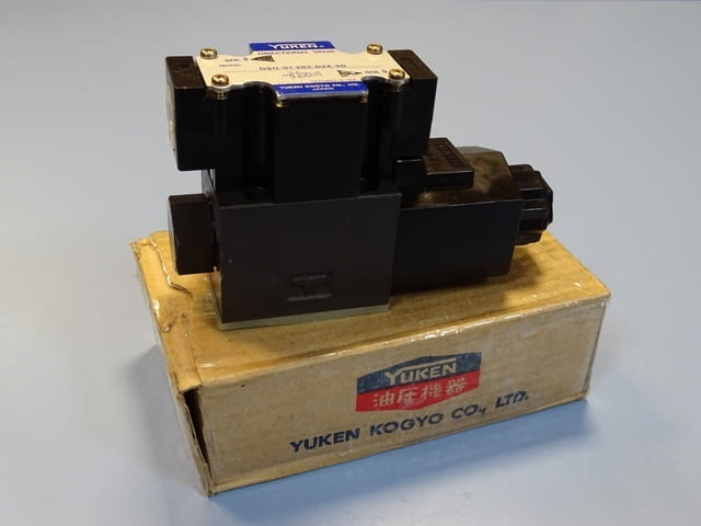 Хидравличен разпределител YUKEN DSG-01-2B2-D24-50 solenoid operated directional valve 24VDC - снимка 10