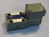 Хидравличен разпределител SUMITOMO SD4GS-AB-01-100AZ-12 directional valve 100V