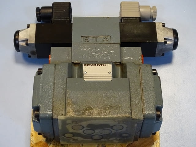 Хидравличен разпределител Rexroth 4 WE 6 J51/AG24NZ4/B08 Rexroth 4 WEH 10 J20/6A G24NEZA/B08 - снимка 4